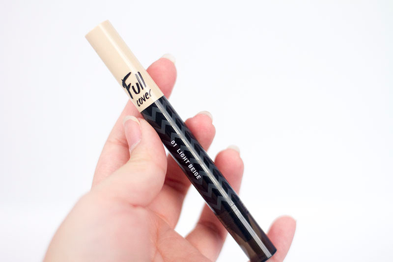 8, 9. Che khuyết điểm dạng thỏi Aritaum Full Cover Stick Concealer màu số 01 và 02.