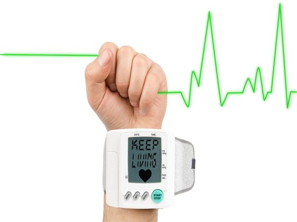 Ổn định huyết áp cao: Huyết áp cao có thể có những hậu quả nghiêm trọng đối với sức khỏe. Trong khi đó, tảo lục giúp ổn định và cải thiện huyết áp mà không gây tác dụng phụ.