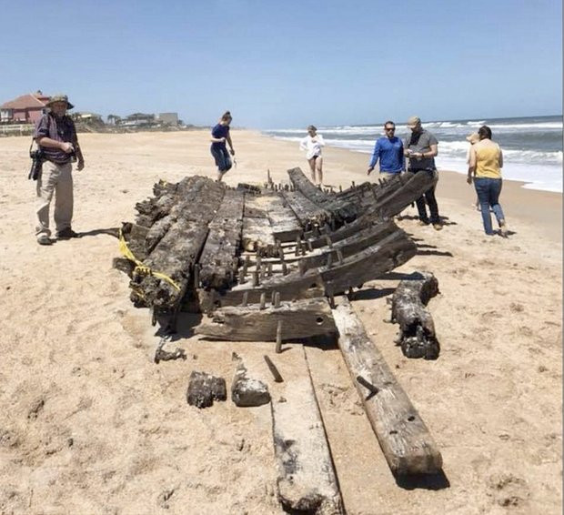 Xác con tàu ma sau 200 năm mất tích.