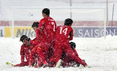 Chiến thắng của đội tuyển U23 Việt Nam là biểu tượng cho tinh thần đoàn kết và sức mạnh của toàn dân tộc. Ảnh minh họa