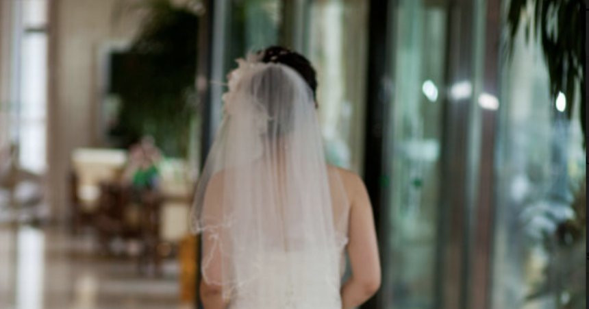 Giờ đây H. hối hận về quyết đinh của mình một năm trước (Ảnh minh họa).