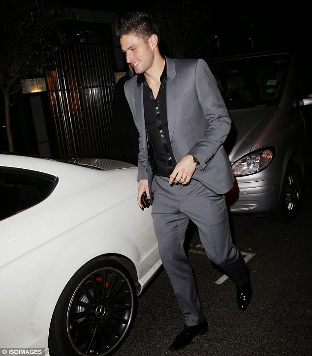 Anh cũng là gương mặt người mẫu đình đám của nhiều tạp chí thời trang đình đám thế giới.