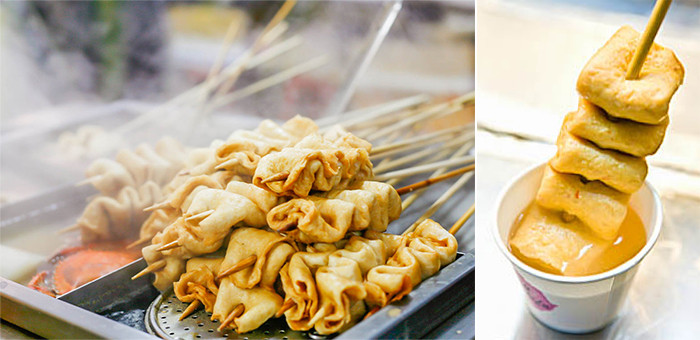 Chả cá xiên (Eomuk) được rất nhiều bạn trẻ Hàn Quốc và du khách yêu thích vì vừa ngon và rẻ.