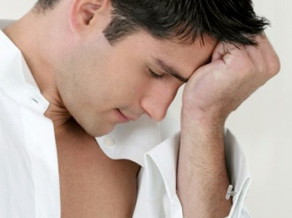 Để bảo vệ sức khỏe và ngừa ung thư “cậu nhỏ”, các quý ông cần vệ sinh “chỗ ấy” hết sức nhẹ nhàng. Thay vì dùng các loại sữa tắm có hoạt chất tẩy rửa mạnh, các quý ông có thể sử dụng các loại dung dịch vệ sinh chuyên dụng nhẹ nhàng hơn.