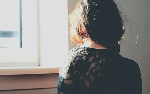 Tôi nhận lời yêu anh rồi cưới anh nhanh chóng với mục đích trả thù người tình cũ. (ảnh minh họa)