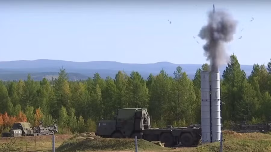 Xem “rong lua” S-300 Nga khai hoa trong cuoc tap tran lon nhat