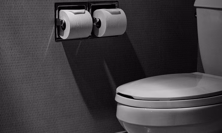 Đi tiểu trước và sau khi làm “chuyện ấy” là bí quyết giúp “cô bé” luôn khỏe mạnh, tránh nhiễm trùng đường tiểu, nhiễm nấm men và một số bệnh nhiễm trùng lây truyền qua đường quan hệ.