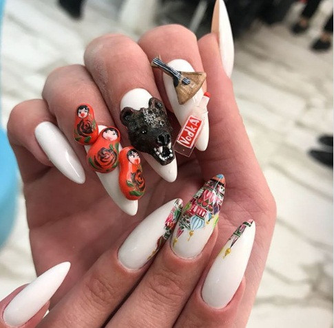 Các nghệ sĩ vẽ nail cũng hưởng ứng World Cup 2018 ở Nga.