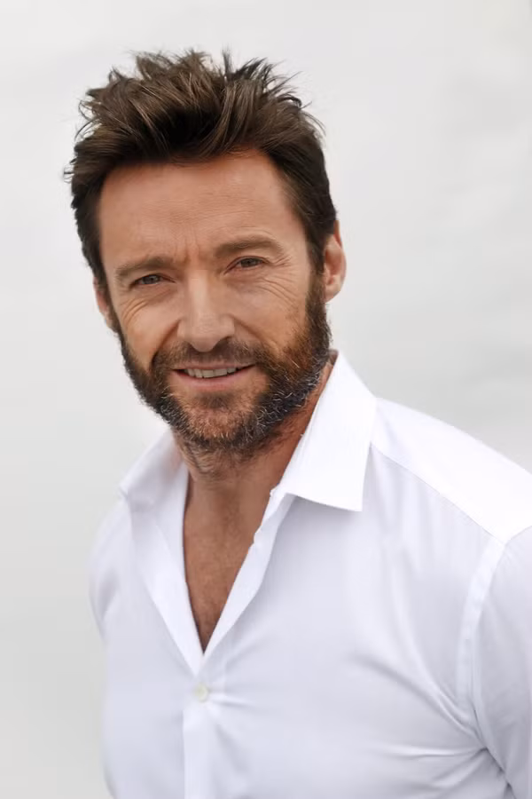 Hugh Jackman mắc căn bệnh ung thư da vào năm 2013 và đã qua ba lần chữa trị trong năm 2014. Diễn viên người Úc công khai bệnh tình của mình trước truyền thông nhằm nâng cao nhận thức của cộng đồng về căn bệnh này.