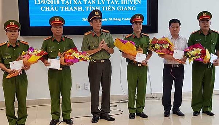 Cong an chinh thuc thong tin vu dung sung cuop ngan hang o Tien Giang