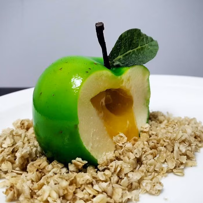 Bánh táo trông rất hấp dẫn.