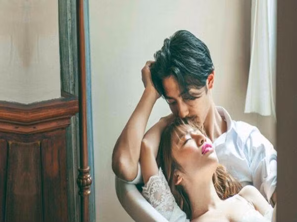 Kẻ thứ ba không bao giờ “giam” đàn ông trong thế giới của mình - Ảnh minh họa: Internet.