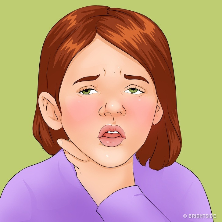 Bệnh suyễn có triệu chứng đặc biệt là ho, khó thở, tiếng kêu rít lên từ phổi. Hãy cho con uống thuốc theo đơn của bác sĩ nếu không muốn trẻ bệnh nặng hơn.