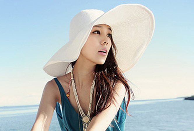 Loại mũ này có thể vừa che chắn được tối đa cho khuôn mặt, vừa làm giảm sức nóng và mát da.