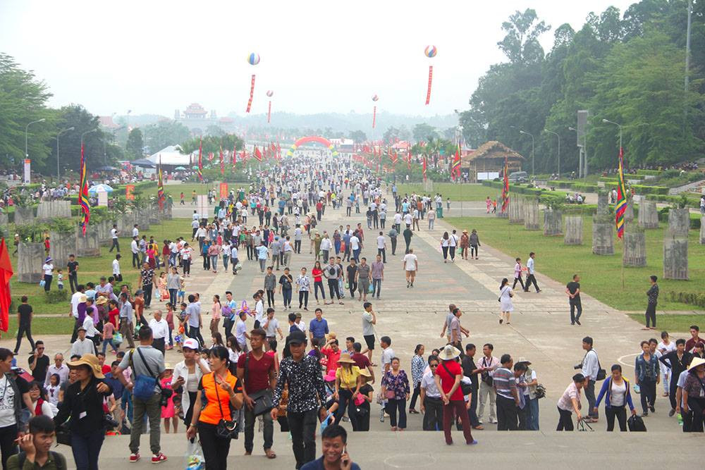 Du bao thoi tiet hom nay 25/4: Mien Bac se lanh, mua ca ngay dip Gio to