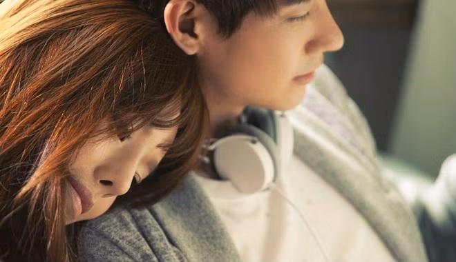 Nếu anh ta không hề có ý muốn biết gì về gia đình bạn thì hãy tự hiểu rằng chàng trai này chỉ đang yêu bạn cho vui! - Ảnh minh họa: Internet.