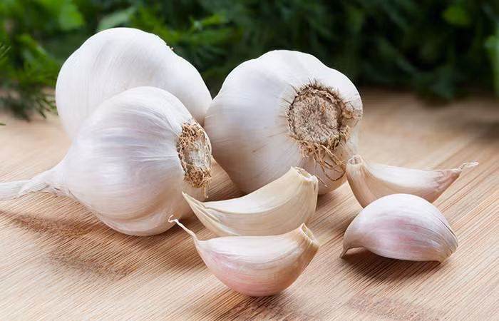 Tỏi cũng chứa một lượng lớn phytoestrogen. Ngoài ra tỏi còn rất có lợi cho hệ tim mạch. Ảnh: Shutterstock, Internet.