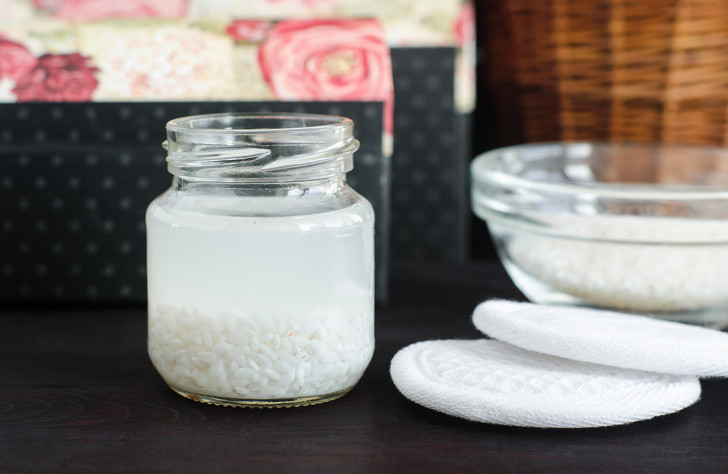 Từ thời xa xưa, những người phụ nữ Yao, cũng như các công chúa hoàng gia của Trung Quốc, đã sử dụng nước gạo lên men để gội đầu.