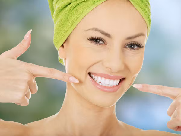 Nụ cười có thể làm bạn giảm bớt căng thẳng, yếu tố dẫn đến tăng cân và những thói quen không lành mạnh.