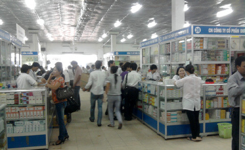 Hàng chục năm qua, vì lợi nhuận khủng mà chợ thuốc bán sỉ lớn nhất Sài Gòn trở thành nơi tập trung, phân phối nhiều loại thuốc giả, thuốc kém chất lượng.