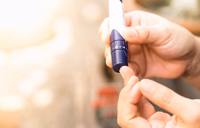 Trong một nghiên cứu kéo dài hai năm trên bệnh nhân bị tiểu đường tuýp 2, rượu vang đỏ làm tăng đáng kể nồng độ cholesterol tốt. Để có được kết quả tốt, bạn cần uống điều độ, tốt nhất là một ly vang đỏ mỗi ngày.