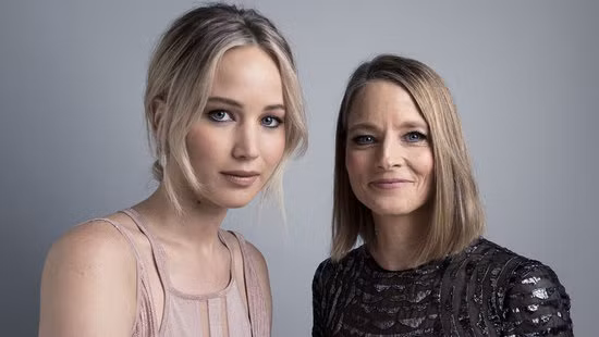 Jennifer Lawrence và Jodie Foster.