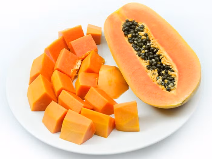 Vấn đề tiêu hóa: Các enzyme papain trong đu đủ có thể dẫn đến khó tiêu hóa nếu ăn quá nhiều. Đu đủ giàu chất xơ nhưng ăn quá nhiều chất xơ có thể dẫn đến rối loạn tiêu hóa.