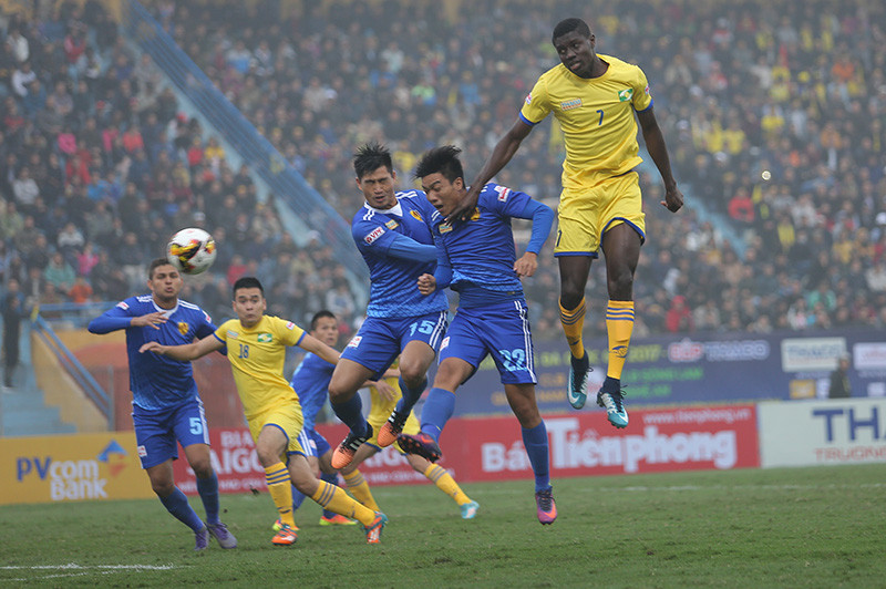 Đã mang lại sinh khí cho các sân cỏ Việt Nam và trận tranh siêu cúp giữa SLNA và Quảng Nam là một ví dụ.