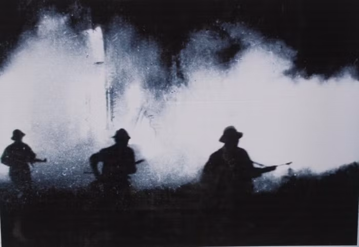 Quân giải phóng chiếm Nha hành chính của Quân đội Sài Gòn, năm 1968. Ảnh: TƯ LIỆU.