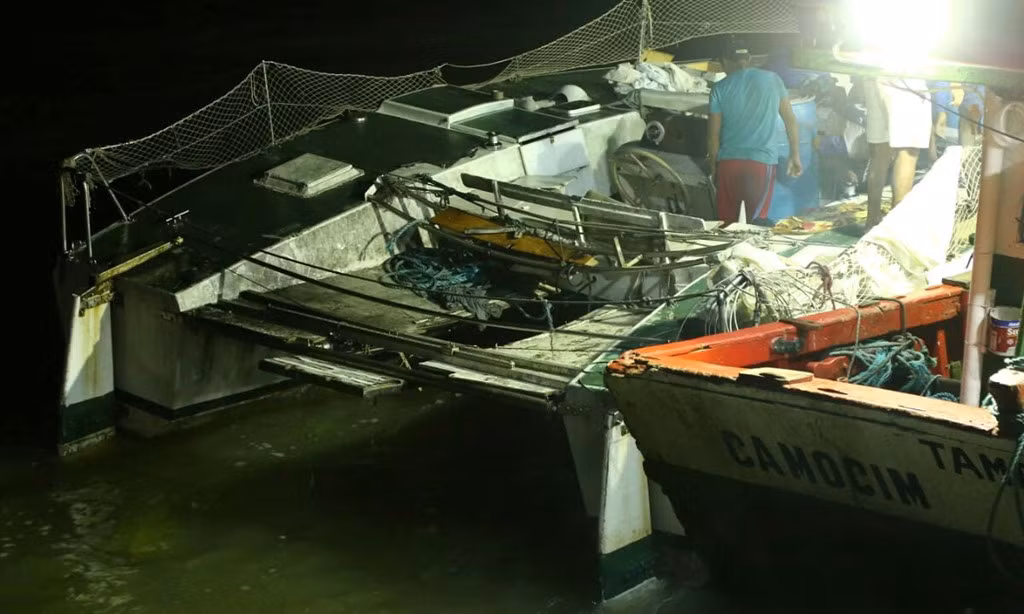 Chiếc thuyền nhỏ được sử dụng trong chuyến đi 3.000 km. Ảnh: Handout.