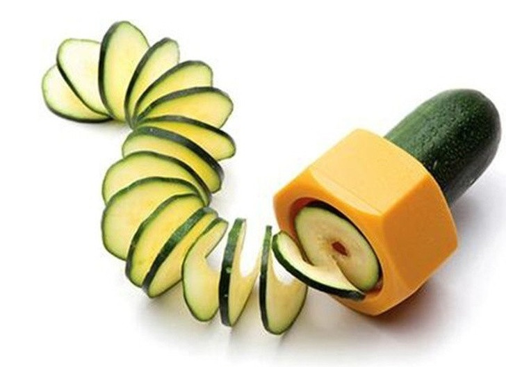 Dụng cụ thái củ quả.