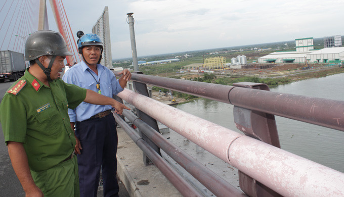 Cầu Cần Thơ - nơi chị M tự tử.