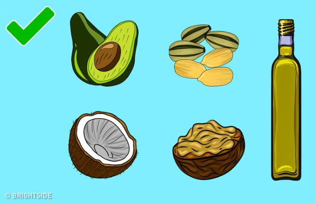 1. Bổ sung protein, chất béo và bột đường: Đây là những thành phần dinh dưỡng không thể thiếu trong thực đơn hàng ngày của người ăn chay bởi chúng cung cấp calo giúp cơ thể hoạt động bình thường.