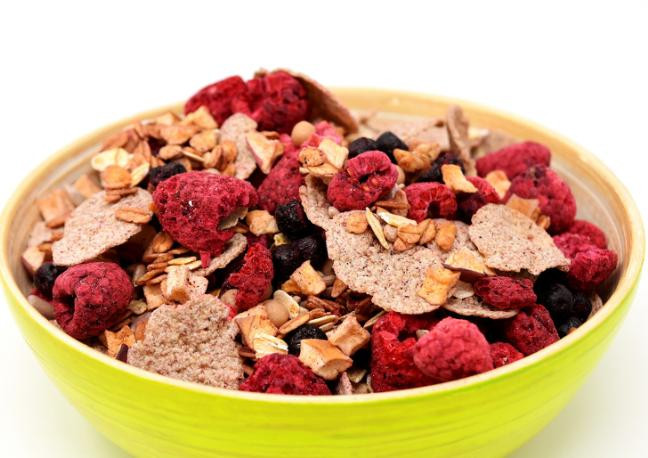 5. Nạp đủ vitamin D cho cơ thể: Đối với những người ăn chay, hãy nạp vitamin D từ các thực phẩm như: nấm, nước cam, sữa đậu nành, ngũ cốc, sữa chua...