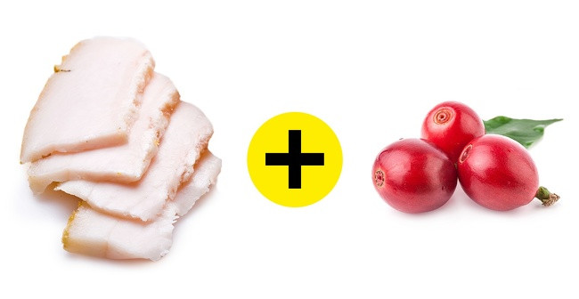 Cà phê được sử dụng để ăn: Người châu Phi từng trộn mỡ động vật với quả cà phê xay để làm một loại bột nhão. Họ nặn bột này thành quả bóng nhỏ và ăn nó để lấy năng lượng.