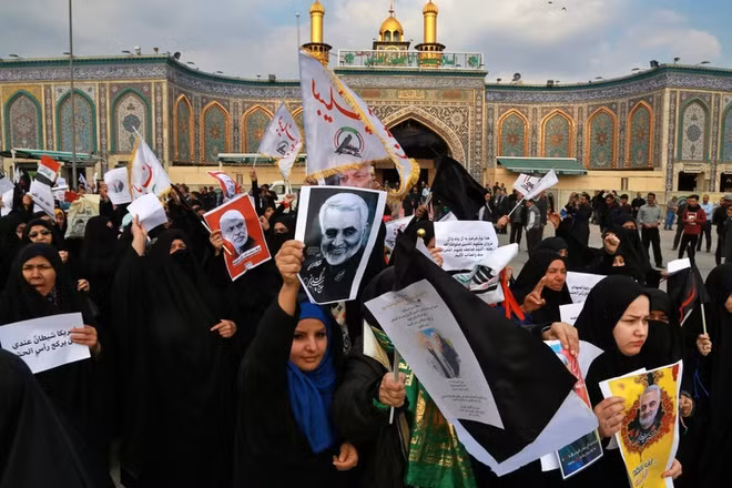 Vi sao thi the tuong Soleimani toi Najaf va Karbala truoc khi ve Iran?