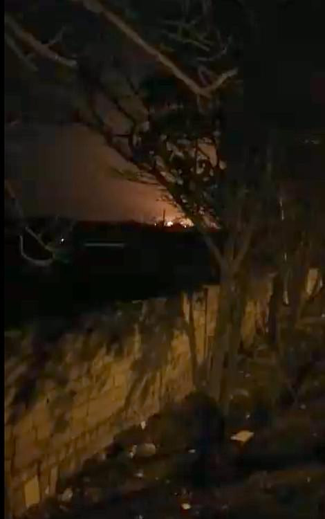 Người đứng đầu cơ quan y tế khẩn cấp của Iran sau đó xác nhận với hãng Tasnim rằng toàn bộ người có mặt trên máy bay đều thiệt mạng.