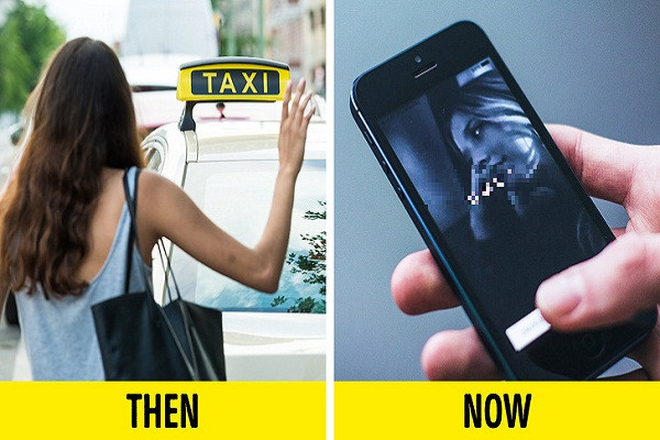 Nếu 20 năm trước, người dân vẫn phải đứng bên lề đường để "bắt" taxi thì ngày nay, việc gọi xe đã trở nên dễ dàng hơn rất nhiều nhờ ứng dụng đặt xe trên điện thoại. Đây là một trong những bức ảnh chứng minh thế giới thay đổi ngoạn mục 20 năm qua. (Nguồn ảnh: BrightSide)