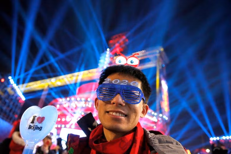 Gac lai nhieu ngon ngang, hon don... the gioi don nam moi 2020 day ruc ro-Hinh-12