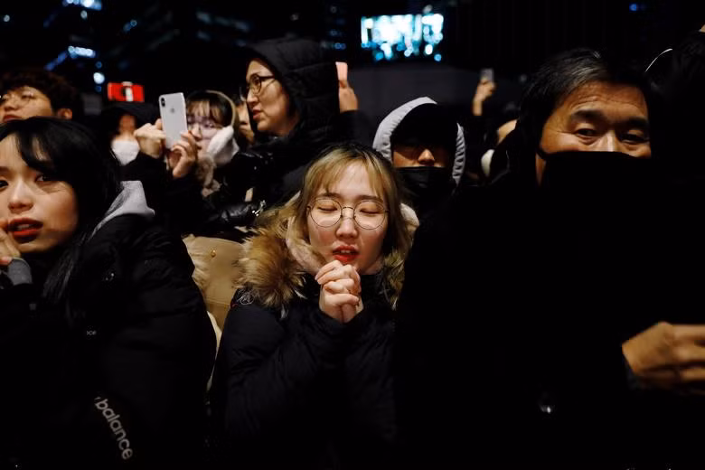 Gac lai nhieu ngon ngang, hon don... the gioi don nam moi 2020 day ruc ro-Hinh-14