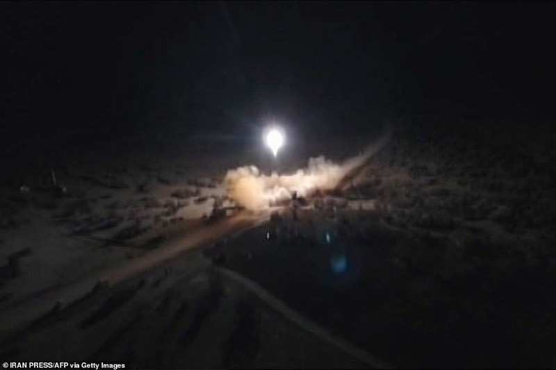 Can canh can cu My o Iraq sau khi hung chiu loat ten lua dan dao Iran-Hinh-3