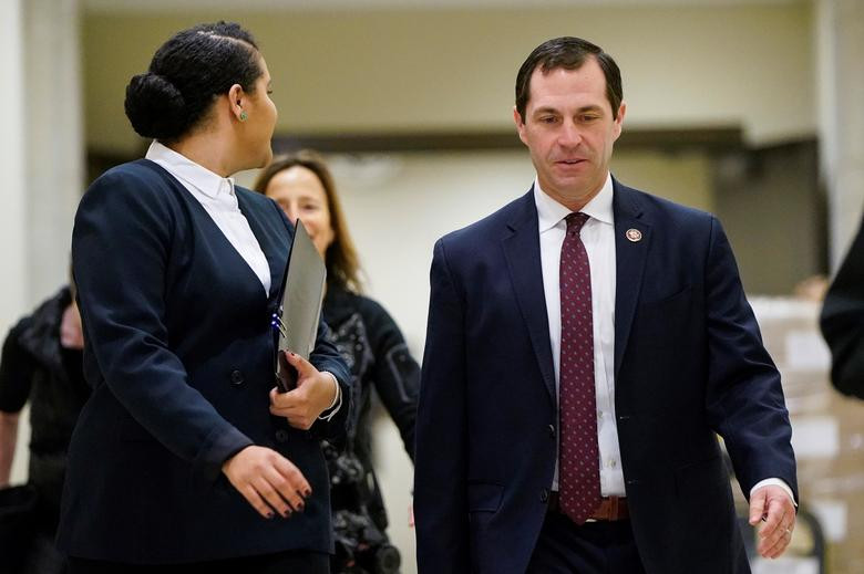 Ông Ason Crown, 40 tuổi, đại diện đến từ Colorado từng là một luật sư trước khi chạy đua vào Quốc hội.