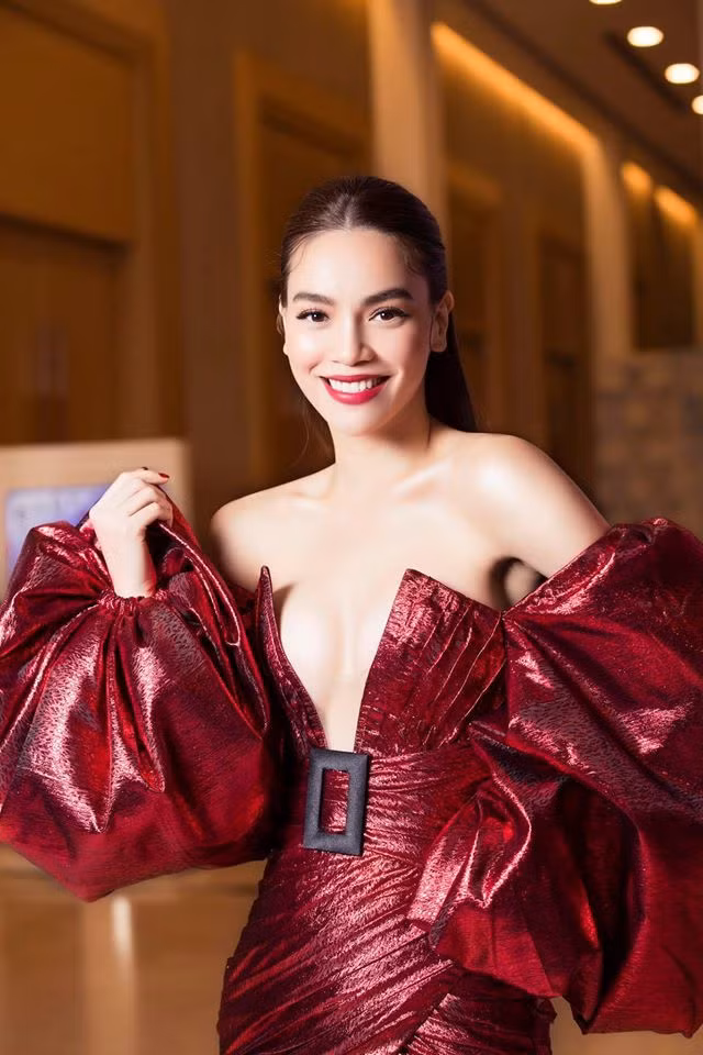 3 nguoi dep tuoi Ty “dep nhu hoa” nhung nhieu thi phi nhat showbiz Viet-Hinh-2