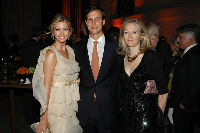 Năm 2007, Kushner và Ivanka, con gái của Tổng thống Trump, bắt đầu hẹn hò.