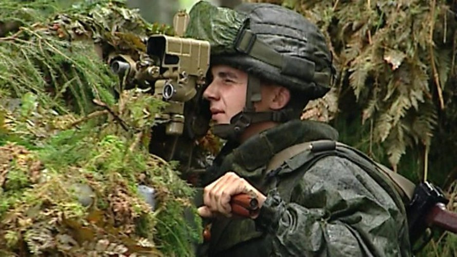 "Căn cứ Vileyka với phạm vi liên lạc 10.000 km được thiết kế để kết nối với các tàu ngầm nằm ở Đại Tây Dương, Ấn Độ Dương và một phần Thái Bình Dương. Cả trạm radar Volga và trung tâm liên lạc Vileyka đều là những địa điểm chiến lược", báo chí Nga nêu rõ.