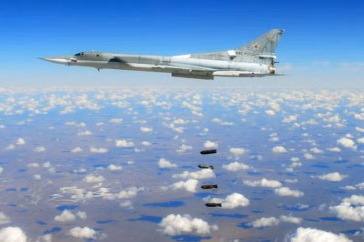 "Nga trực tiếp tuyên bố với Tổng thống Thổ Nhĩ Kỳ Tayyiv Erdogan rằng Matxcơva sẽ không đàm phán với những kẻ khủng bố. Nếu Thổ Nhĩ Kỳ giúp đỡ các phiến binh thì Nga sẽ hỗ trợ đồng minh Syria".