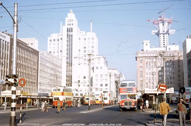 Kiến trúc hiện đại của khu vực trung tâm thành phố Johannesburg, Nam Phi cuối thập niên 1960. Ảnh: Vintag.