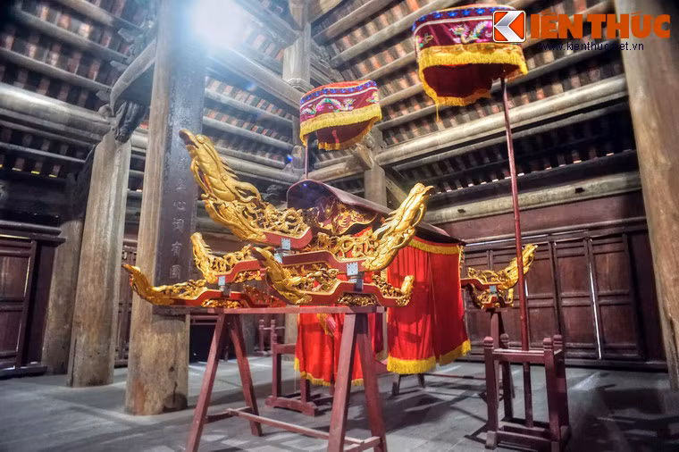 Ngày nay, trong đình còn lưu giữ được nhiều hiện vật có giá trị lịch sử, văn hóa và khoa học khá tiêu biểu.