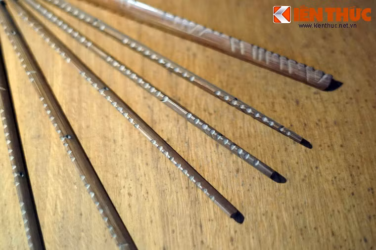 Theo các nhà nghiên cứu, lịch đoi có thể đã xuất hiện từ thời kỳ Đông Sơn, là một di sản văn hóa của người Việt cổ mà người Mường là một nhánh phát triển.