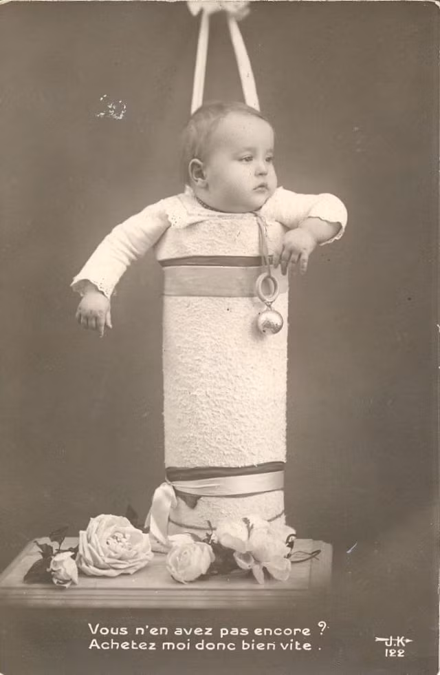 Tấm bưu thiếp này đề dòng chữ: "Bạn chưa có? Hay mua tôi ngay". Ảnh: Vintag.